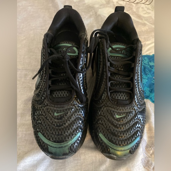 air max 720 size 6.5